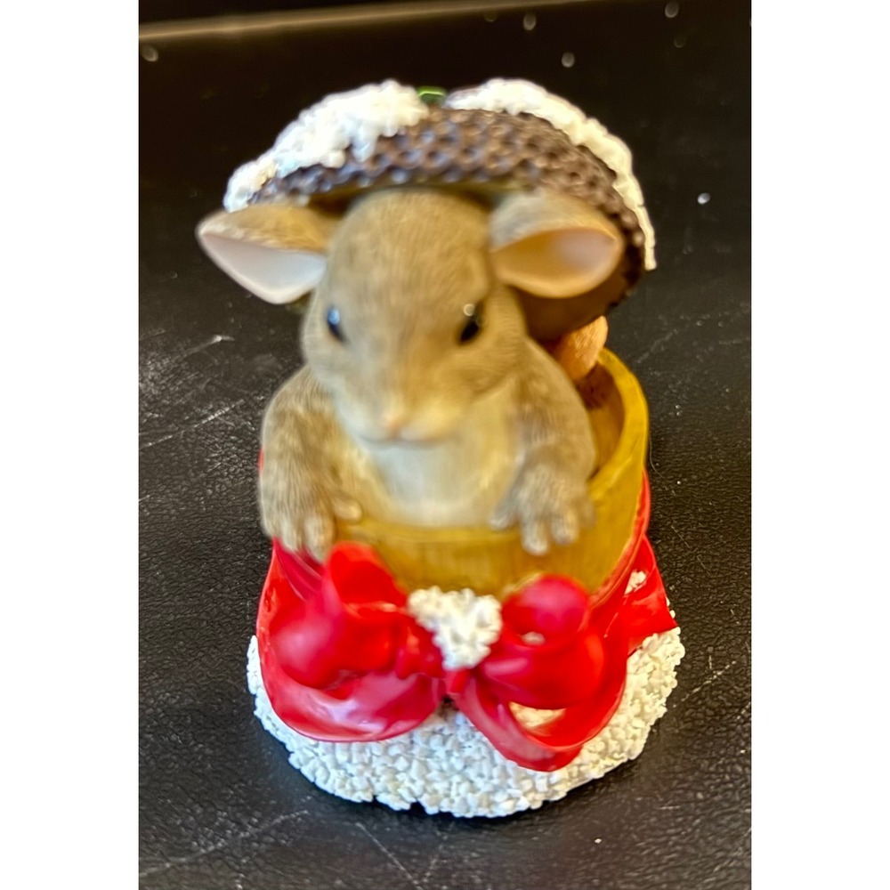Charming Tails Fitz Floyd Lidded Holly Day Dreams Mouse Trinket Box 93/501